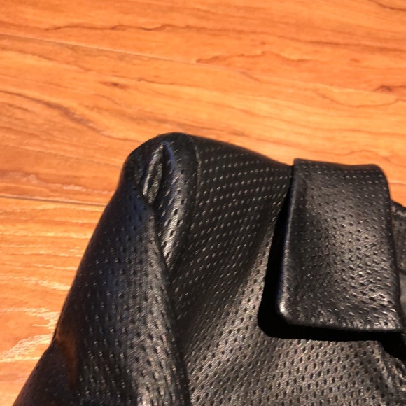 Black leather Jacket - Picture 6 of 12